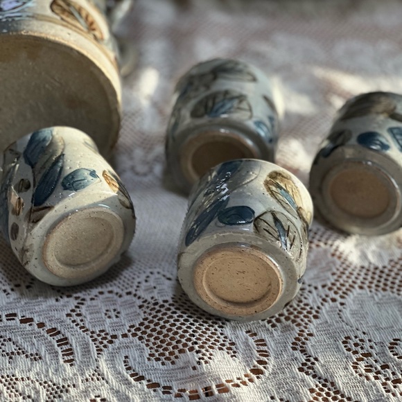 Otagiri Ceramic Tea Set with Blue and Gray Leaf Motif with 4 cups no chips noted - Picture 6 of 12